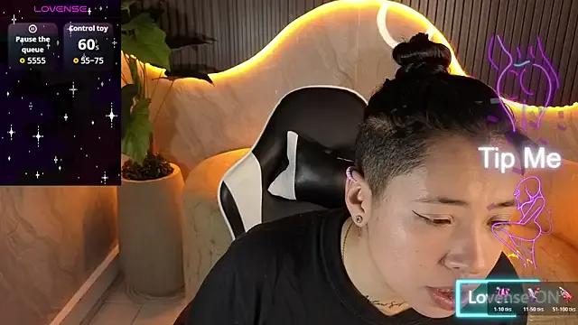 hollypeyton1_tp from StripChat is Freechat