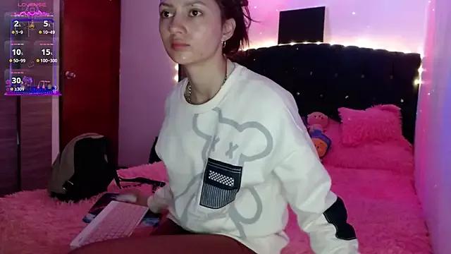 Checkout girls naked models with similar nickname. Cute sexy Free Models.