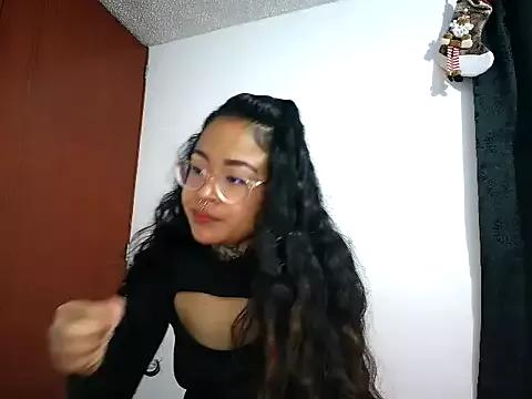 honeyblue_1 from StripChat is Freechat