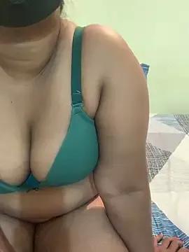HoneyedPortal from StripChat is Group