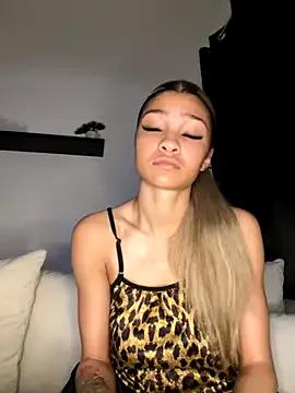 Checkout girls naked models with similar nickname. Cute sexy Free Models.