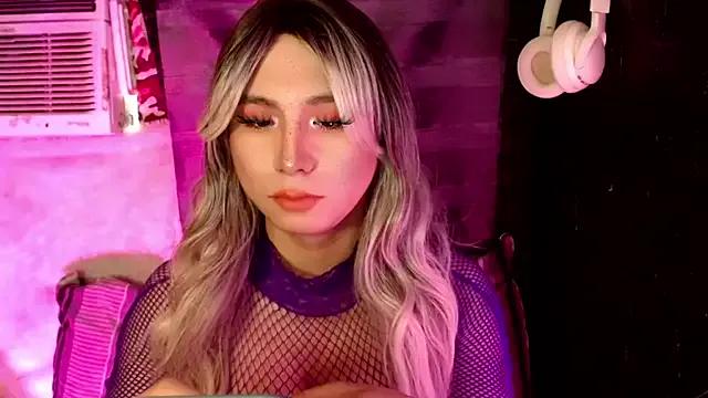 HoresCOCKLUCY from StripChat is Freechat