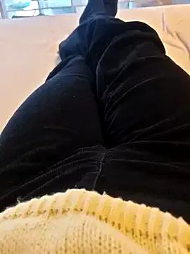 Horny_mummy from StripChat is Freechat