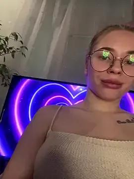 Checkout girls naked models with similar nickname. Cute sexy Free Models.
