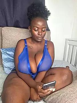 hornycreamybabe from StripChat is Freechat