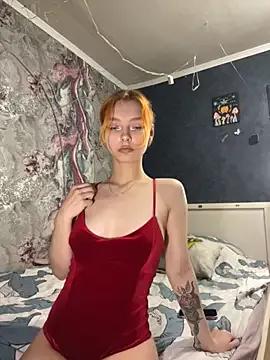 HornyWarmy from StripChat is Freechat