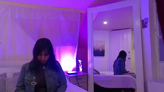 hoshi_mai from StripChat