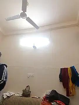 Hot-Sana2 from StripChat is Freechat