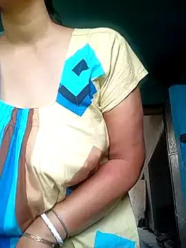 Hot_Pakhi from StripChat is Freechat