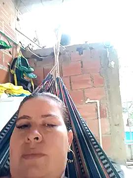 Hotmommy14 from StripChat is Freechat