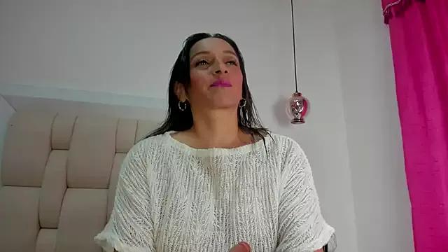 Hottest_Mature from StripChat