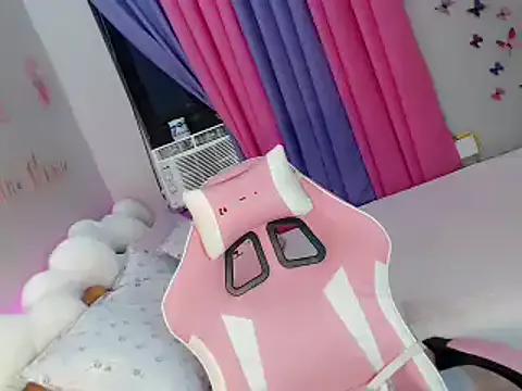 hottie_lianne18 from StripChat is Freechat