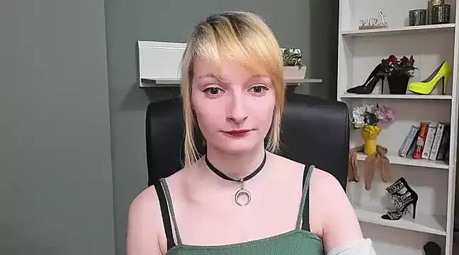 hottieBlair from StripChat