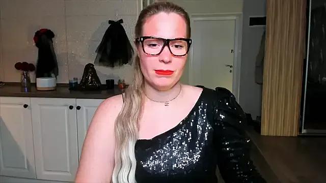 HotTiffani from StripChat