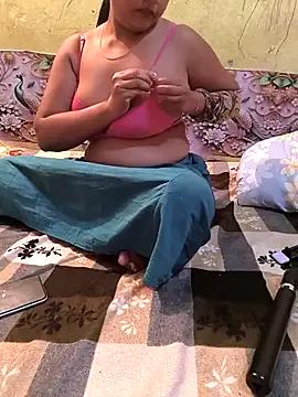 Hotty-Rani-Bhabi from StripChat is Freechat