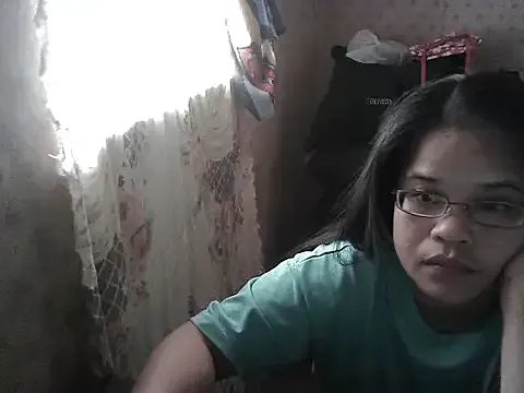 Hotty_babe23 on StripChat 