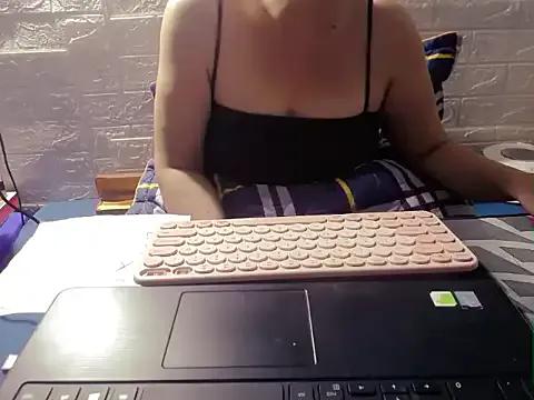 Hyhy_99 from StripChat