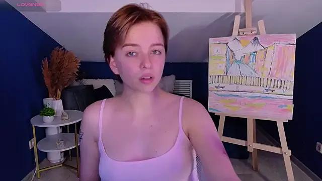 HypeQueen from StripChat is Freechat