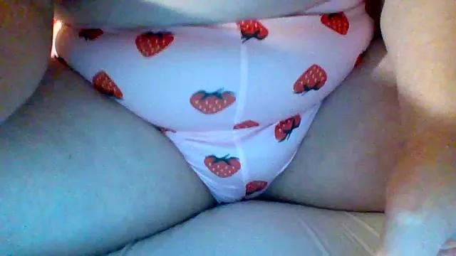 HYPHYtype from StripChat