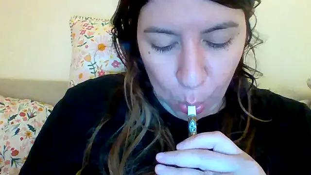 HYPHYtype from StripChat