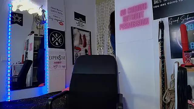 iammistress from StripChat