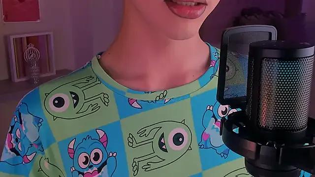 imDamiano from StripChat is Freechat