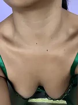 In-Ur-dreams from StripChat is Freechat