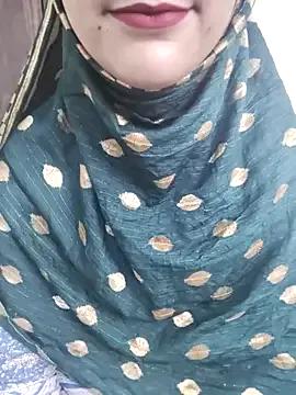 Indian-Aleena from StripChat is Freechat