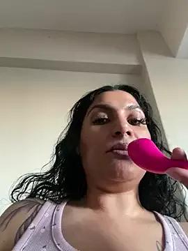 indianbutterxo from StripChat is Freechat