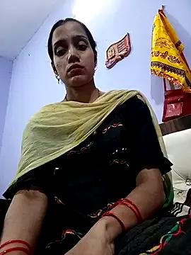 indiandesilive from StripChat is Freechat