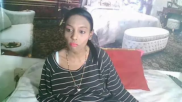 IndianLoveBug from StripChat is Freechat