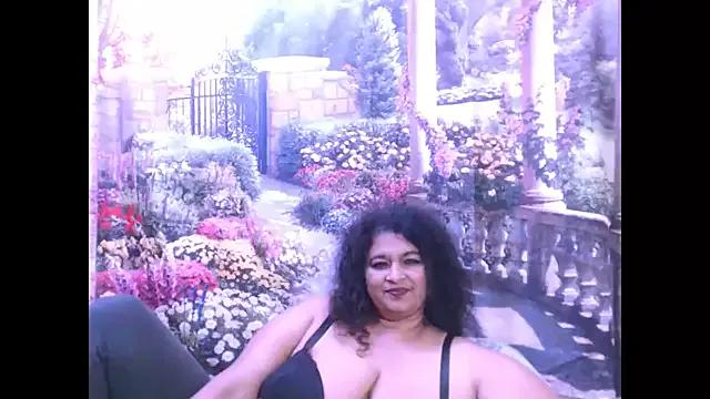 indianstar75 from StripChat is Freechat