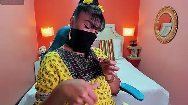 Iniya_Parul on StripChat 