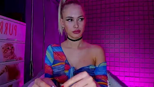 IraIry from StripChat