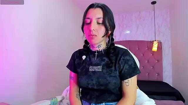 Iris__77 from StripChat is Freechat