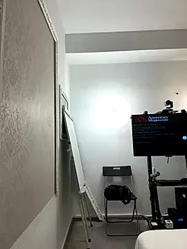 IrisBlues from StripChat