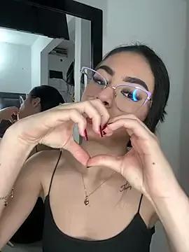 IrisBrowm from StripChat is Freechat