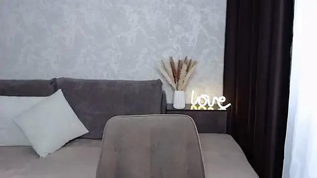 IrisJones from StripChat is Freechat