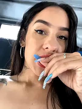IrisRouse from StripChat