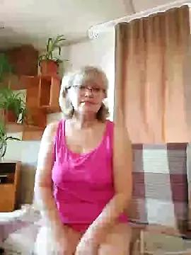 IrmaRose from StripChat is Freechat