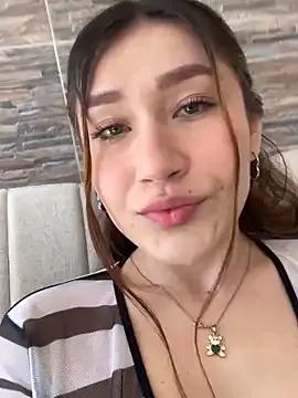 Isa_Villamarin from StripChat is Freechat