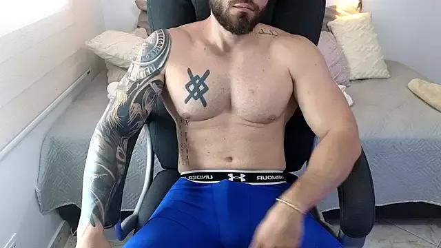 Isaac_Carter from StripChat