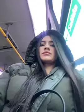 Isabella21_ from StripChat is Freechat