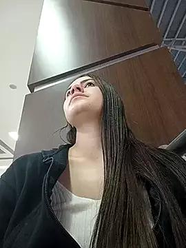 Isabella21_ from StripChat is Freechat
