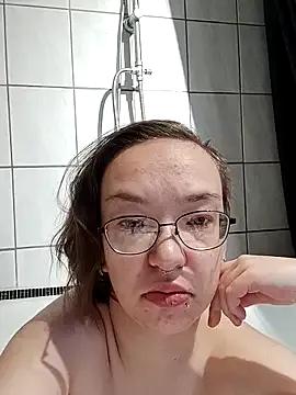 Isabella_Geney from StripChat is Freechat