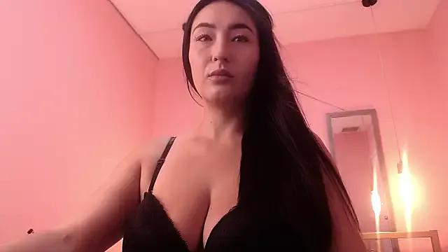 Isabella_Mendez_ from StripChat is Freechat