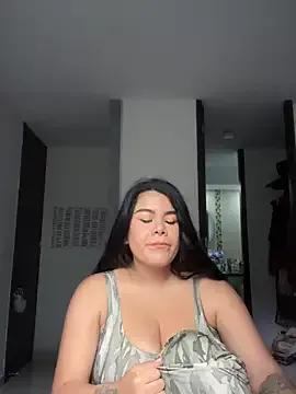 Issane_Peru from StripChat