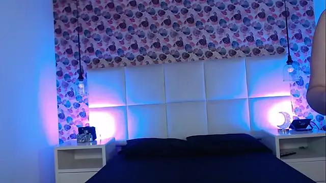 IssisLancaster from StripChat is Freechat