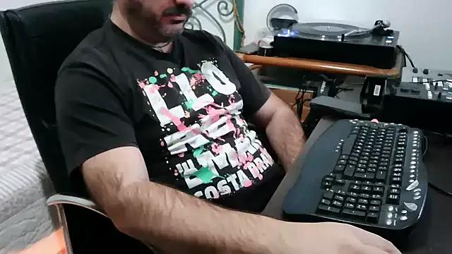 Italian_dark_desire from StripChat is Freechat