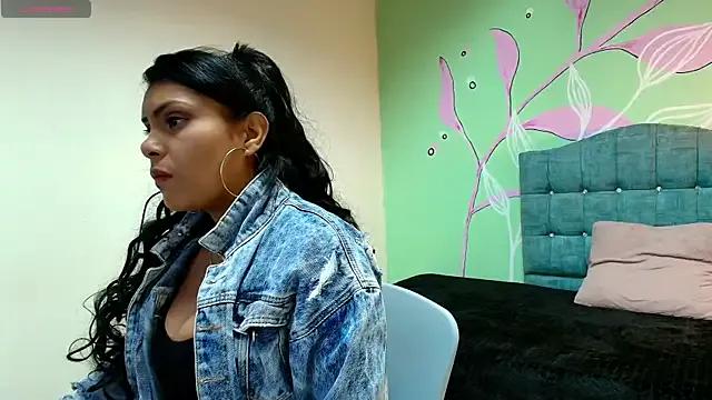 Ivi_Rose__ from StripChat is Freechat